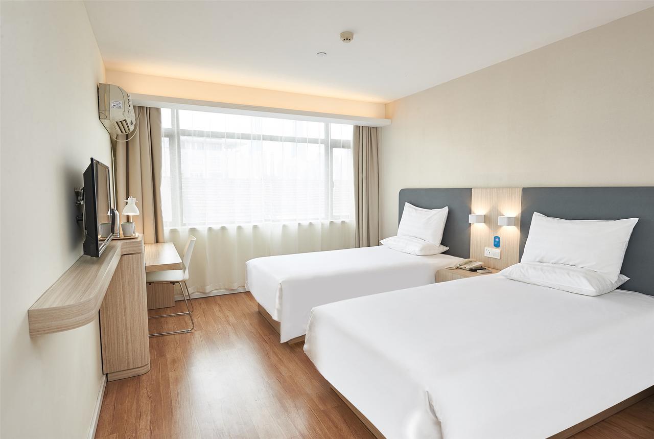 Hanting Express Changxing Island Phoenix Town Shanghai Extérieur photo