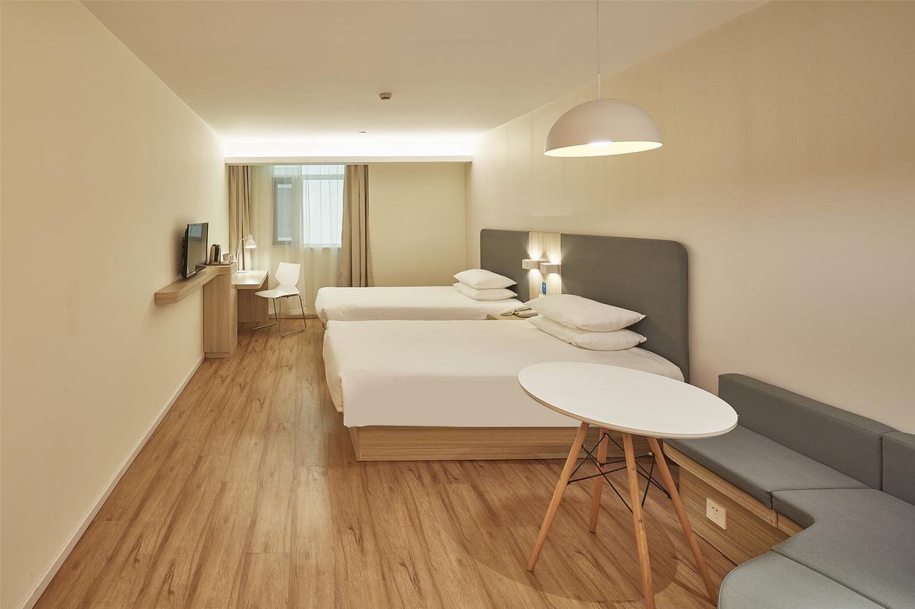 Hanting Express Changxing Island Phoenix Town Shanghai Extérieur photo